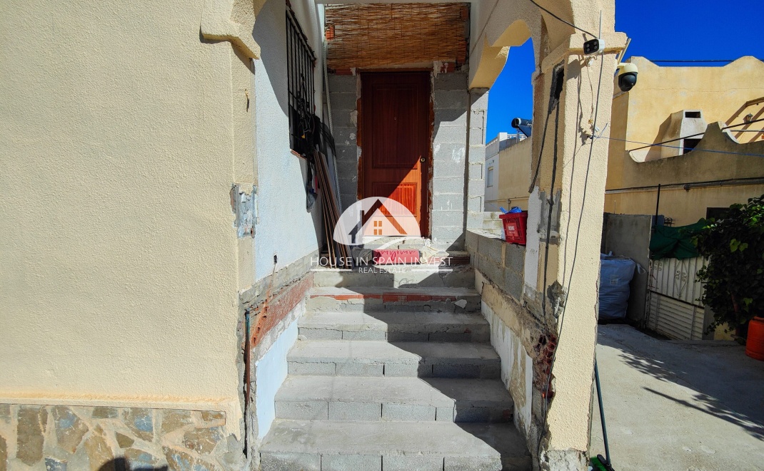 Resale - Townhouse - San Miguel de Salinas