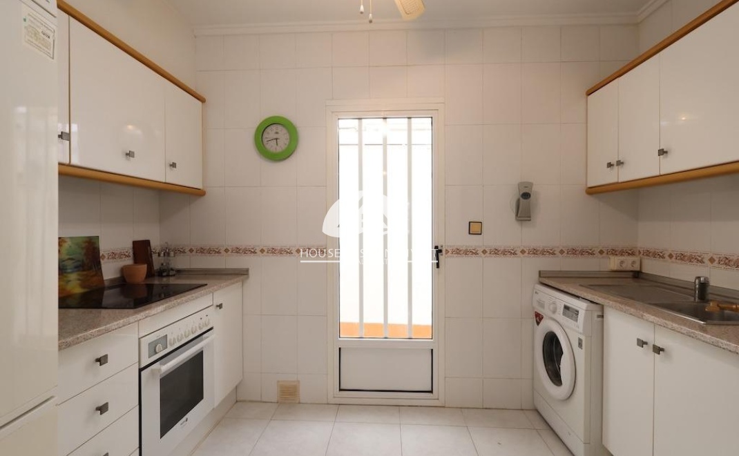 Resale - Ground floor bungalow - Torrevieja - Carrefour