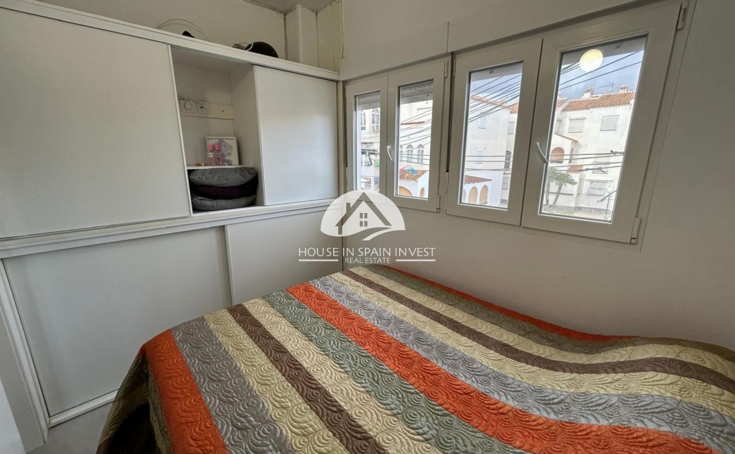 Reventa - Estudio - Torrevieja - El Acequión - Los Náufragos