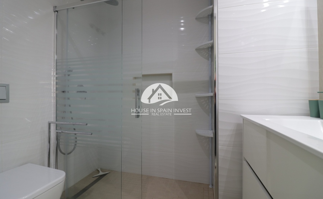 Herverkoop - Villa - Benijofar