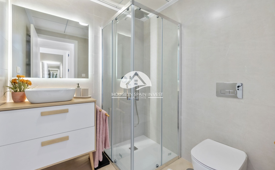 Nieuwbouw   - Gelijkvloerse bungalow - Torrevieja