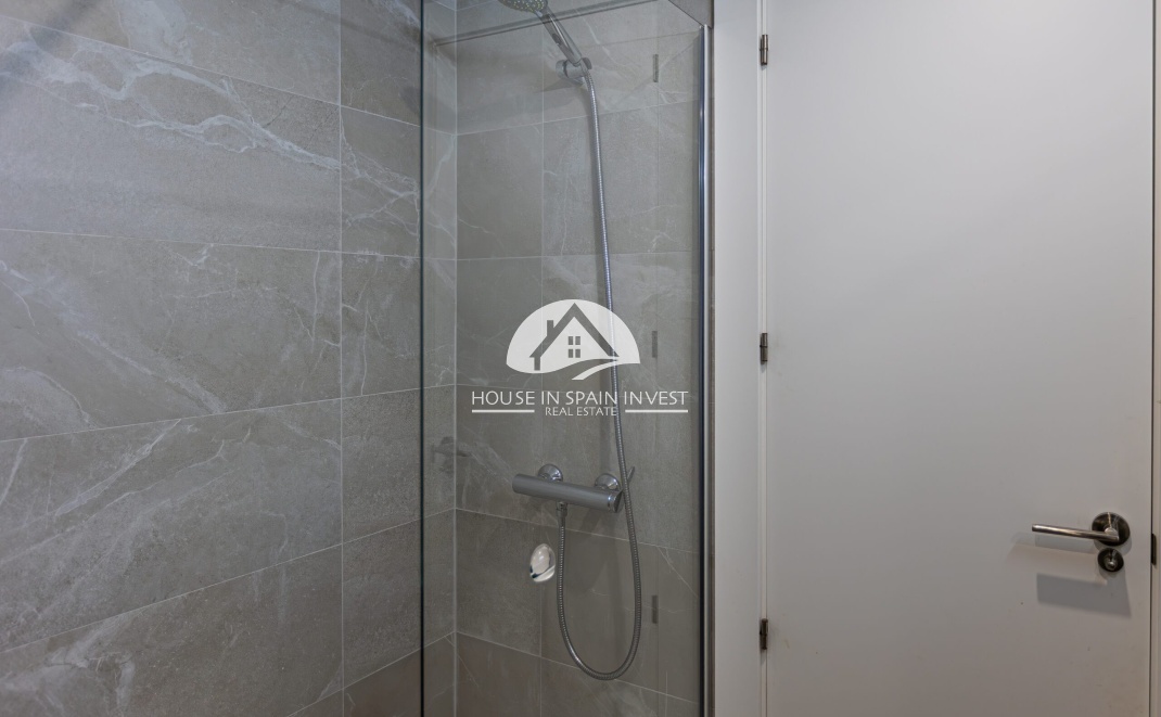 Reventa - Adosado - Torrevieja - Nueva Torrevieja