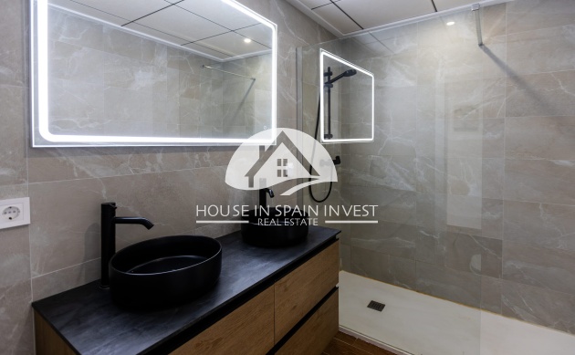 Reventa - Adosado - Torrevieja - Nueva Torrevieja