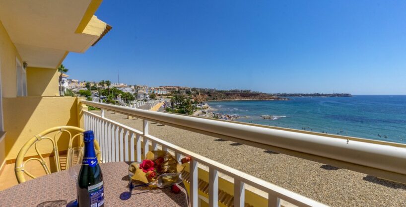 Fantastic duplex apartment with panoramic sea views for sale near Aguamarina beach, Campoamor.