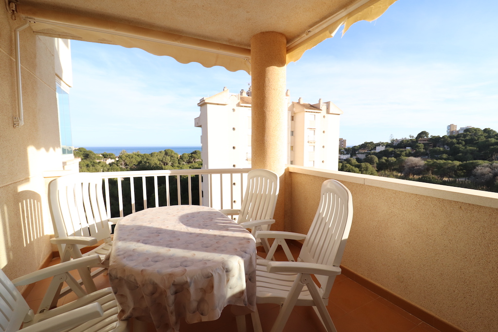 South-facing apartment for sale with fantastic sea views in Campoamor.