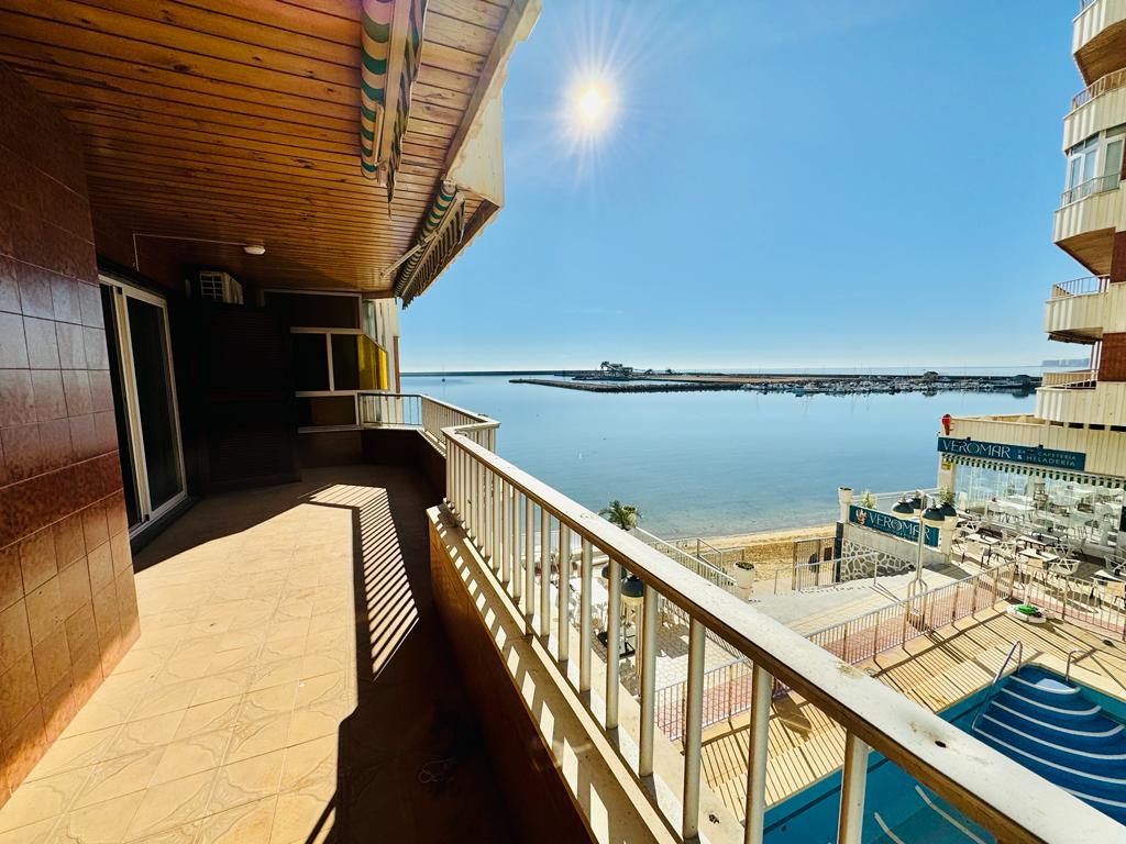 Completely renovated 1st line corner apartment for sale with breathtaking sea views in Torrevieja.
