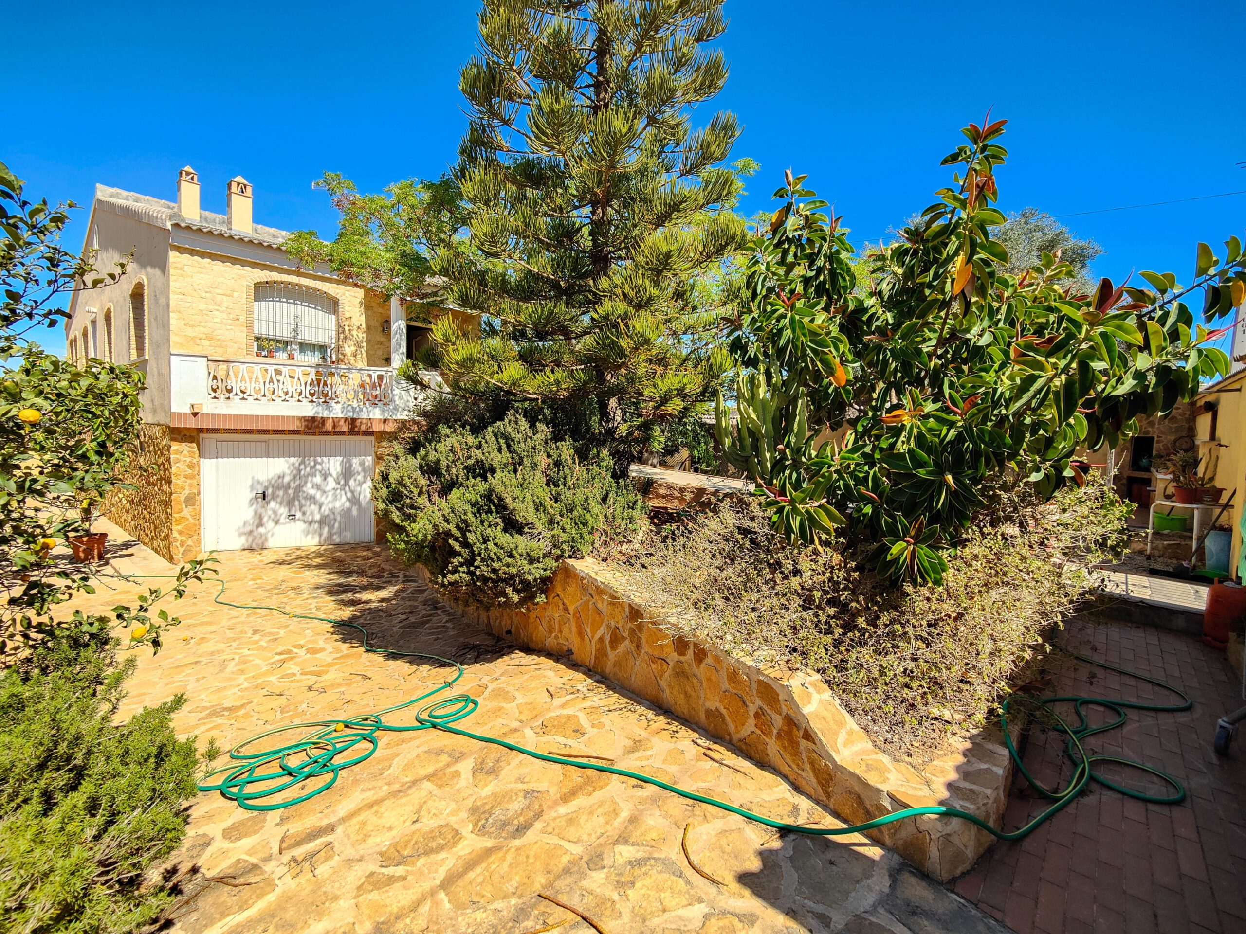 2 Schlafzimmer Villa In Torrevieja in Medvilla Spanje