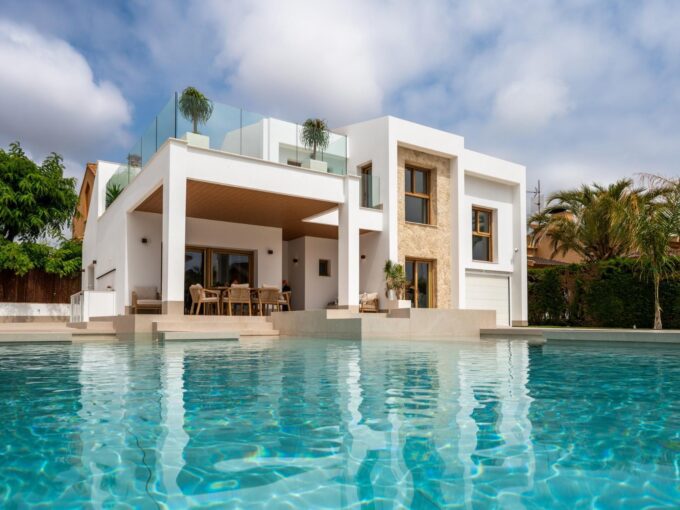 Villa a la venta en Orihuela Costa